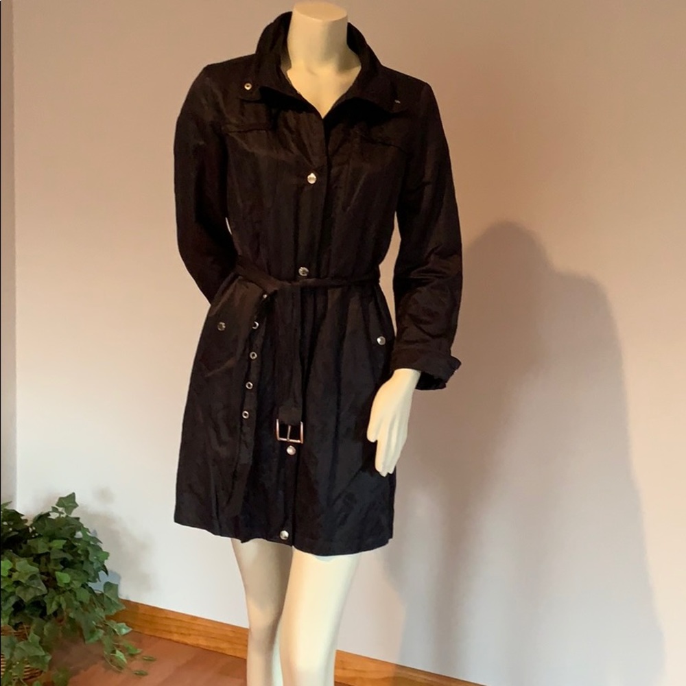 Gorgeous MK trench coat 🧥 + free 🎁